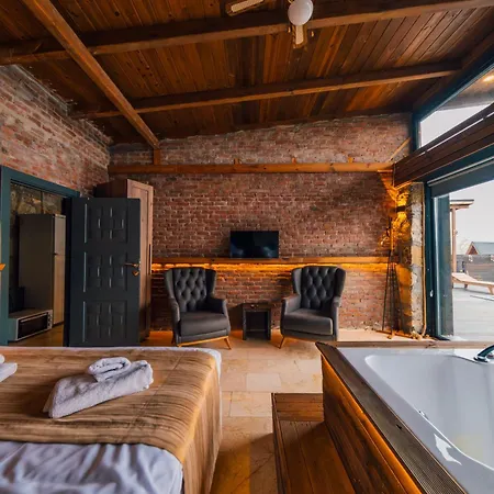 Stone Hotel 3*
